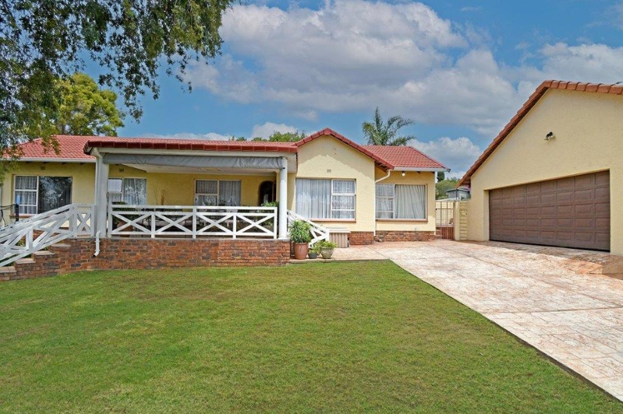 3 Bedroom Property for Sale in Marais Steyn Park Gauteng