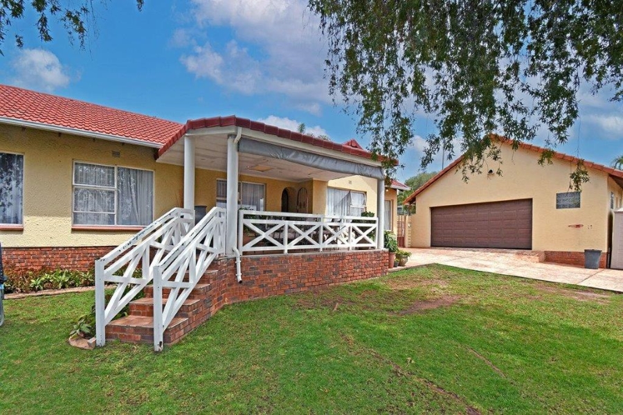 3 Bedroom Property for Sale in Marais Steyn Park Gauteng