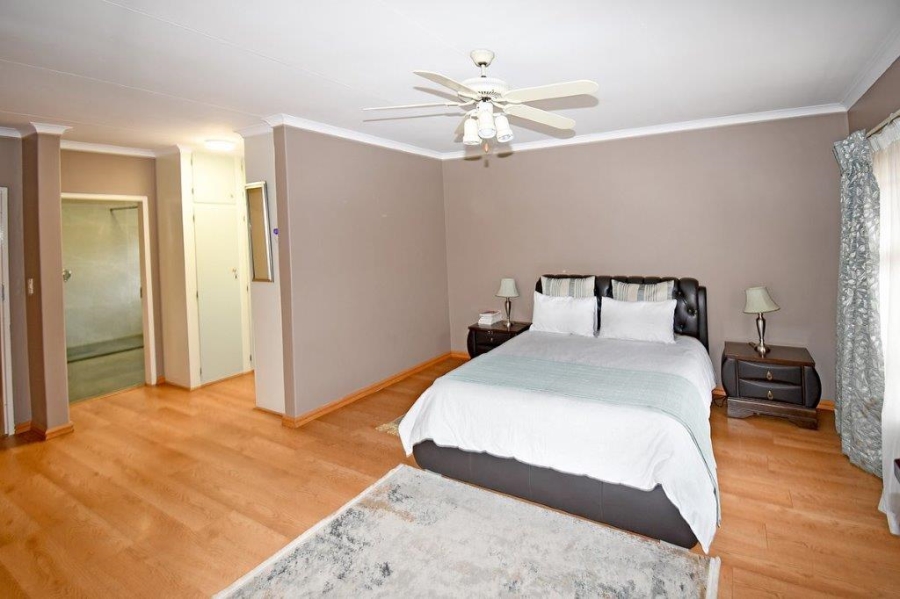 3 Bedroom Property for Sale in Marais Steyn Park Gauteng