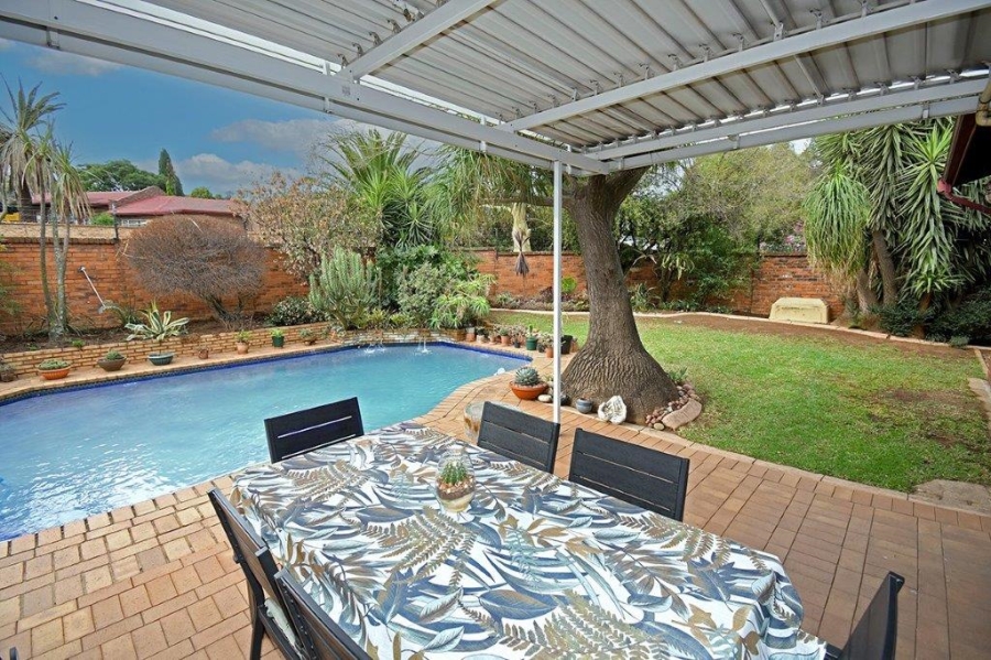 3 Bedroom Property for Sale in Marais Steyn Park Gauteng