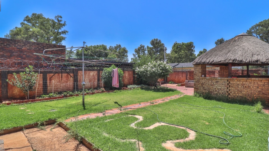 3 Bedroom Property for Sale in Brakpan Central Gauteng