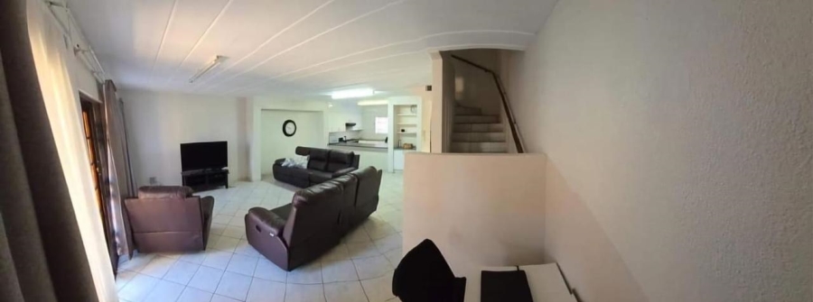 To Let 3 Bedroom Property for Rent in Kenleaf Gauteng