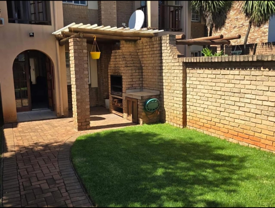 To Let 3 Bedroom Property for Rent in Kenleaf Gauteng