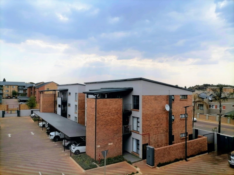 To Let 2 Bedroom Property for Rent in Olympus AH Gauteng