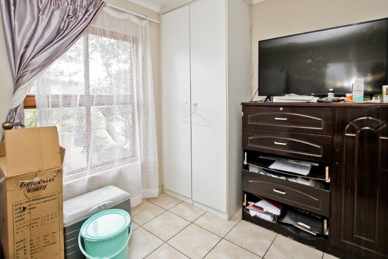 3 Bedroom Property for Sale in Robindale Gauteng