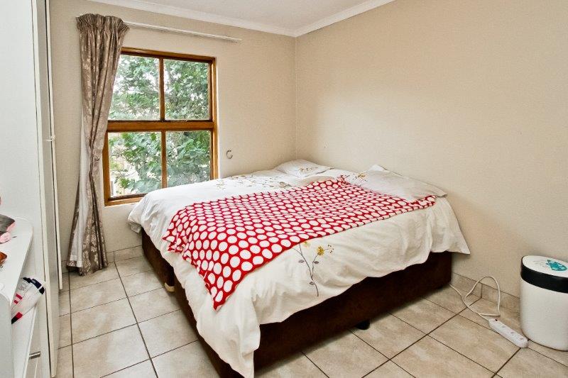 3 Bedroom Property for Sale in Robindale Gauteng