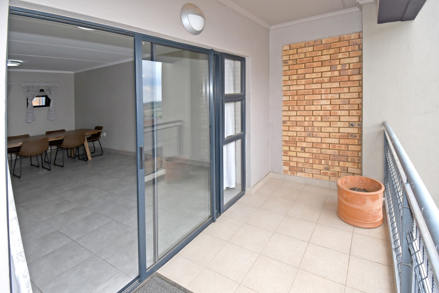 2 Bedroom Property for Sale in North Riding Gauteng