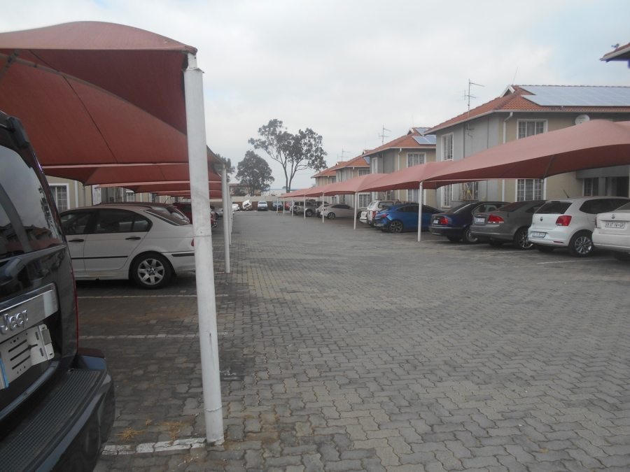 To Let 2 Bedroom Property for Rent in Comet Gauteng