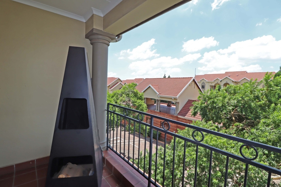 2 Bedroom Property for Sale in Epsom Downs Gauteng