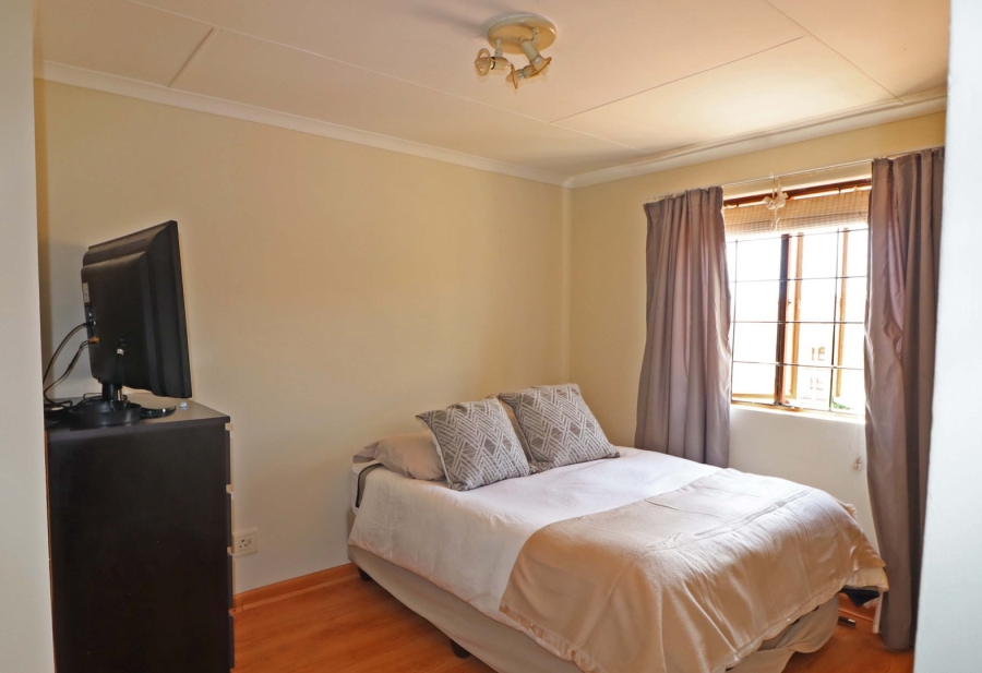 2 Bedroom Property for Sale in Epsom Downs Gauteng