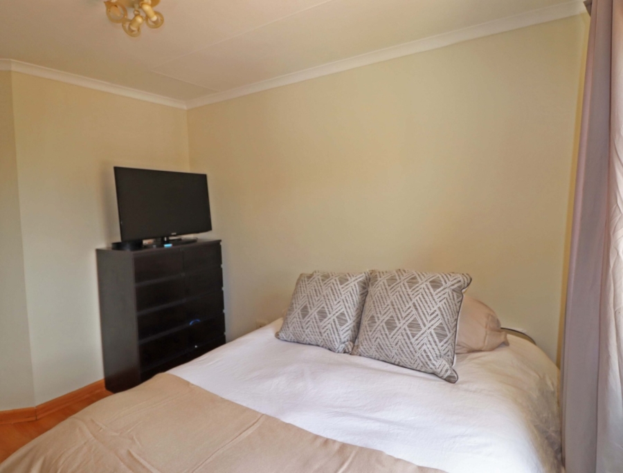 2 Bedroom Property for Sale in Epsom Downs Gauteng