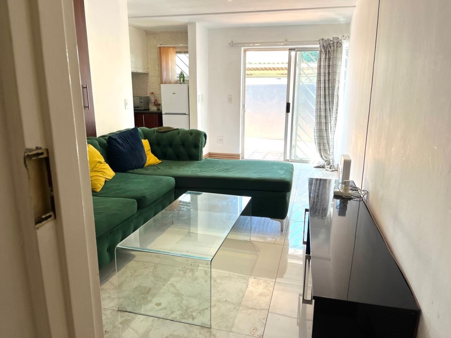 1 Bedroom Property for Sale in Sandown Gauteng