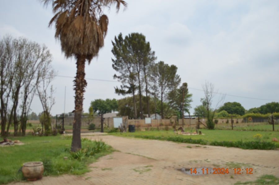 3 Bedroom Property for Sale in Mullerstuine Gauteng