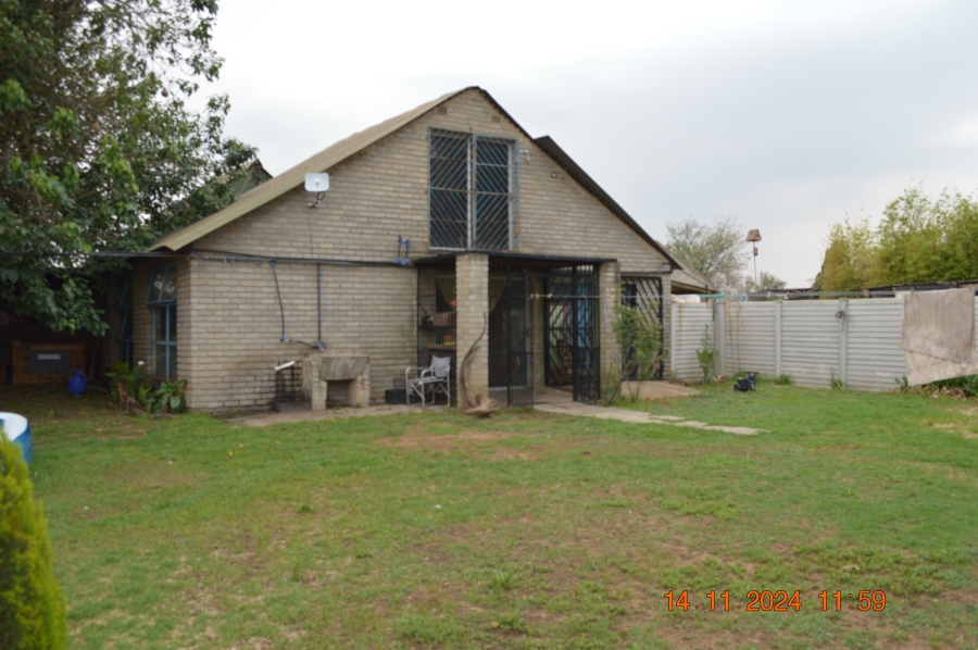 3 Bedroom Property for Sale in Mullerstuine Gauteng