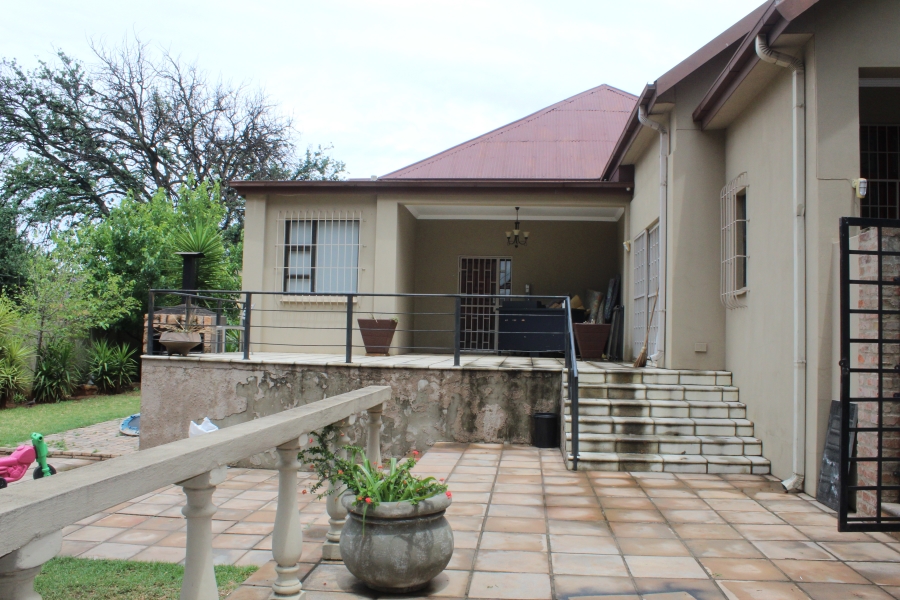 5 Bedroom Property for Sale in Kensington Gauteng