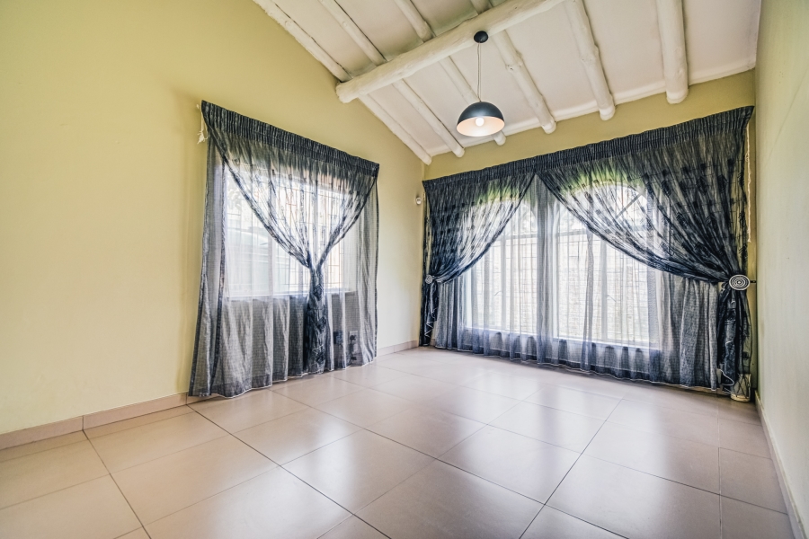 3 Bedroom Property for Sale in Van Riebeeck Park Gauteng