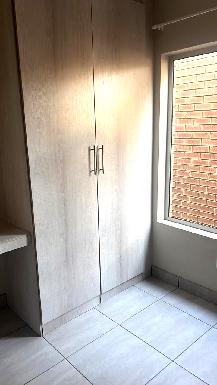 3 Bedroom Property for Sale in Glen Marais Gauteng