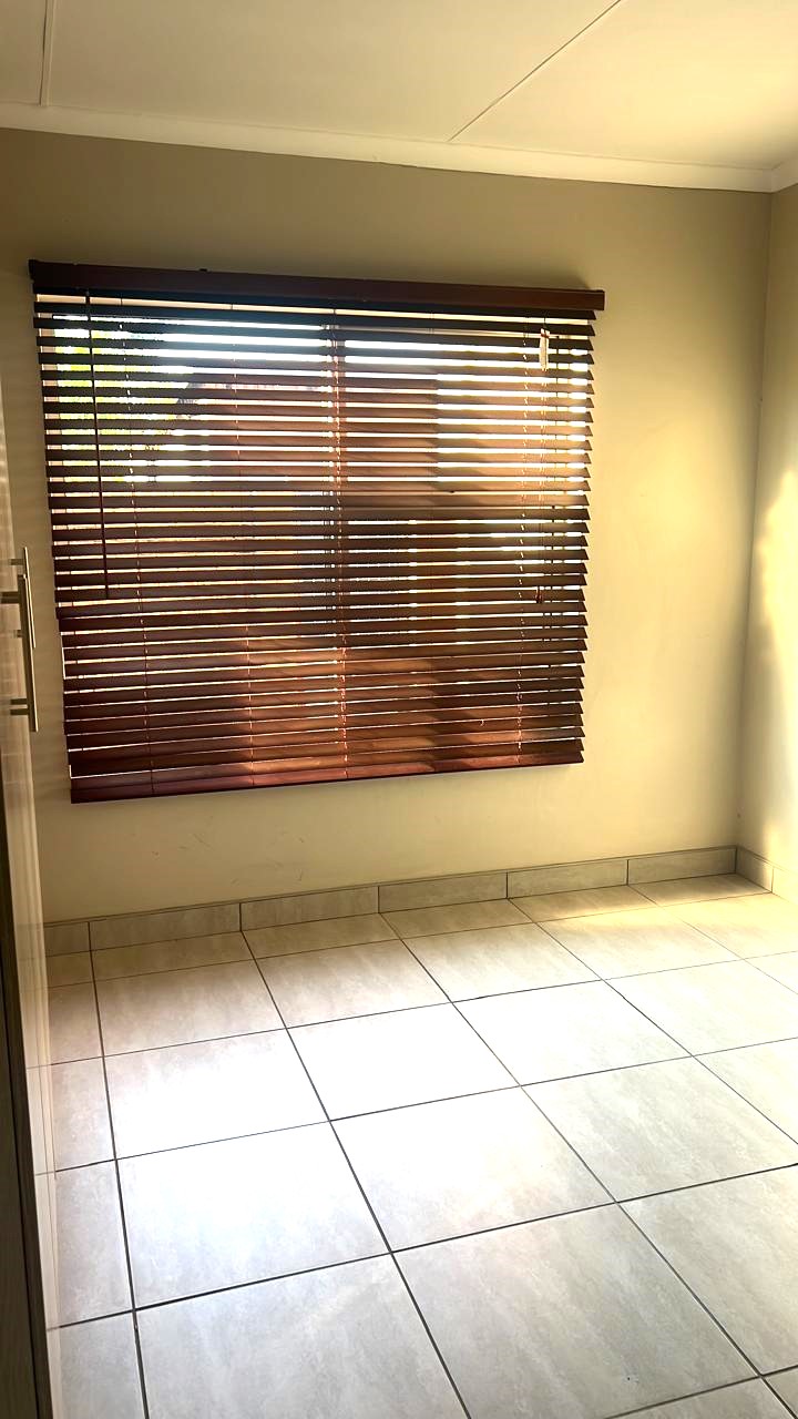 3 Bedroom Property for Sale in Glen Marais Gauteng