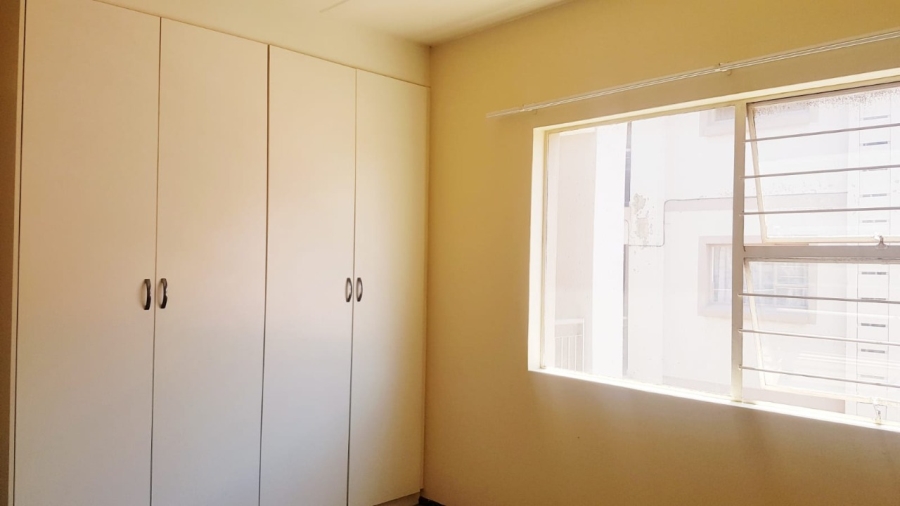 To Let 2 Bedroom Property for Rent in Bardene Gauteng