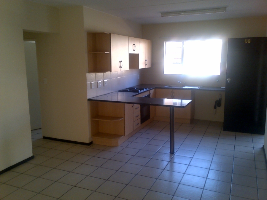 To Let 2 Bedroom Property for Rent in Bardene Gauteng