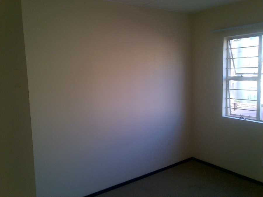 To Let 2 Bedroom Property for Rent in Bardene Gauteng