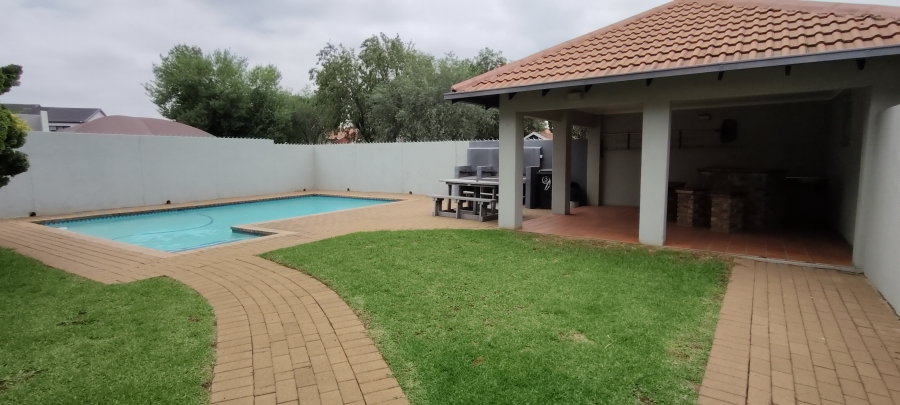 3 Bedroom Property for Sale in Verwoerdpark Gauteng