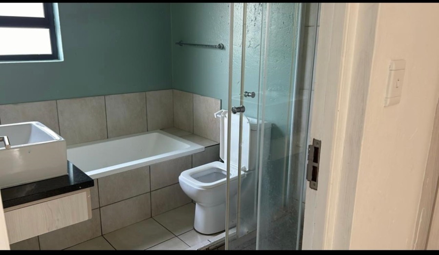 To Let 3 Bedroom Property for Rent in Sandton Central Gauteng