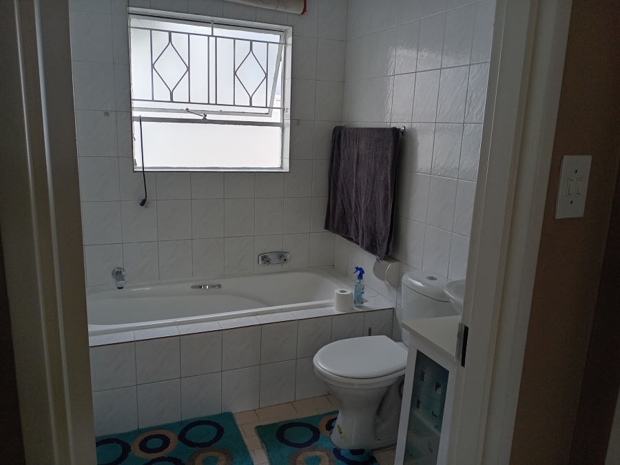 To Let 3 Bedroom Property for Rent in Buccleuch Gauteng