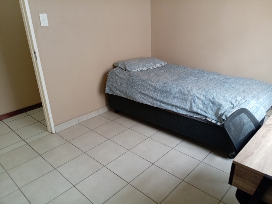 To Let 3 Bedroom Property for Rent in Buccleuch Gauteng