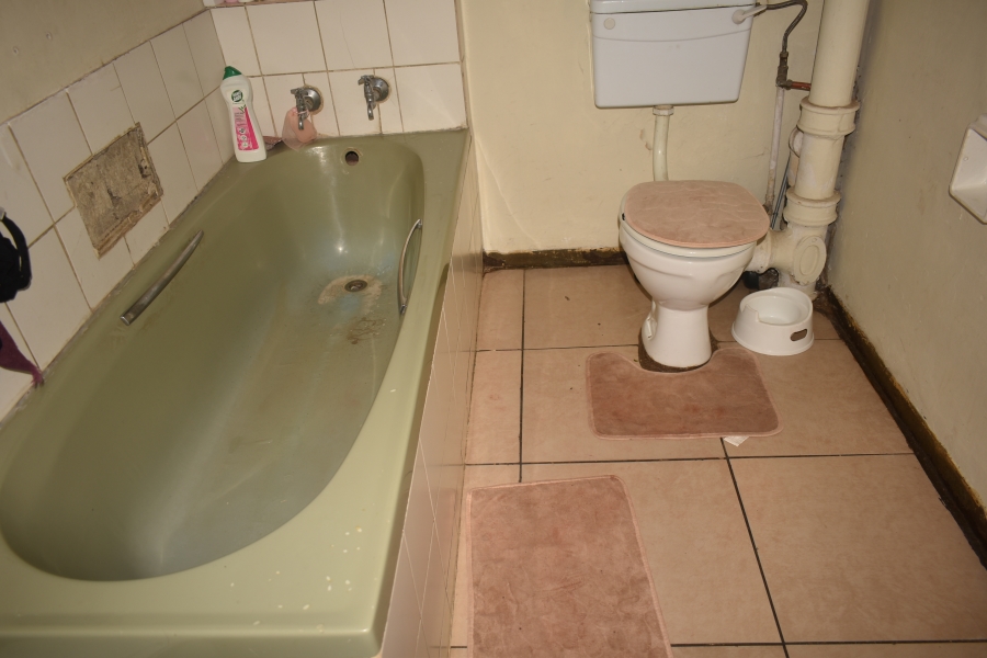 2 Bedroom Property for Sale in Muckleneuk Gauteng