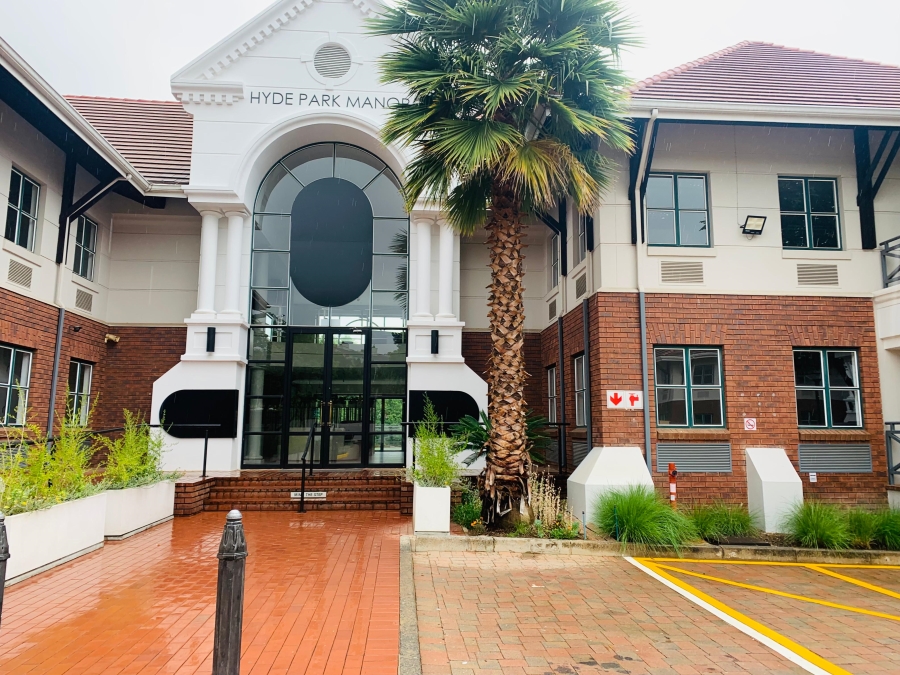 To Let commercial Property for Rent in Hyde Park Gauteng