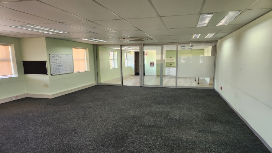 To Let commercial Property for Rent in Hyde Park Gauteng