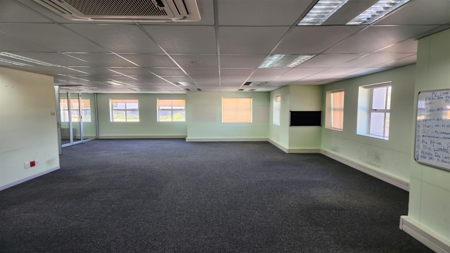 To Let commercial Property for Rent in Hyde Park Gauteng