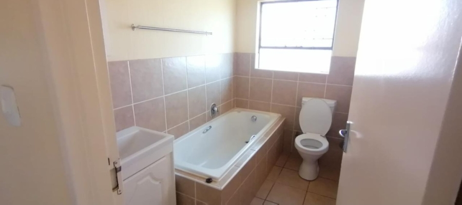 To Let 2 Bedroom Property for Rent in Sugar Bush Estate Gauteng