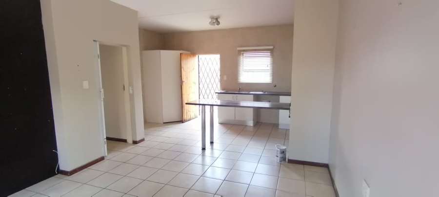 To Let 3 Bedroom Property for Rent in Sugar Bush Estate Gauteng