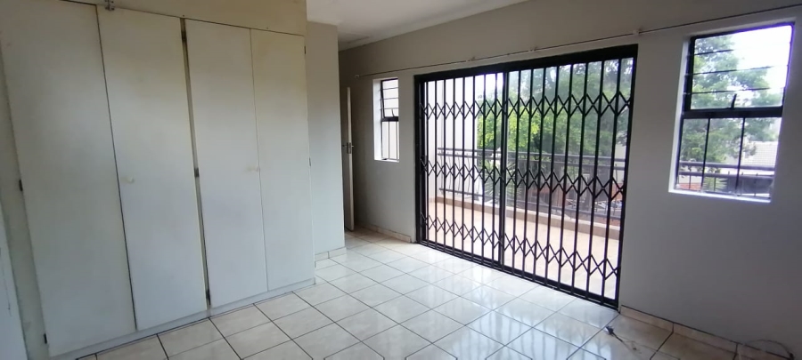 To Let 3 Bedroom Property for Rent in Sugar Bush Estate Gauteng