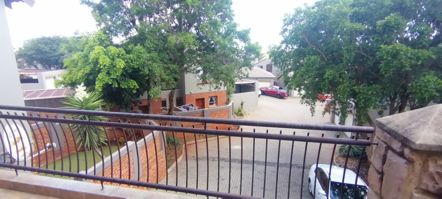 To Let 3 Bedroom Property for Rent in Sugar Bush Estate Gauteng