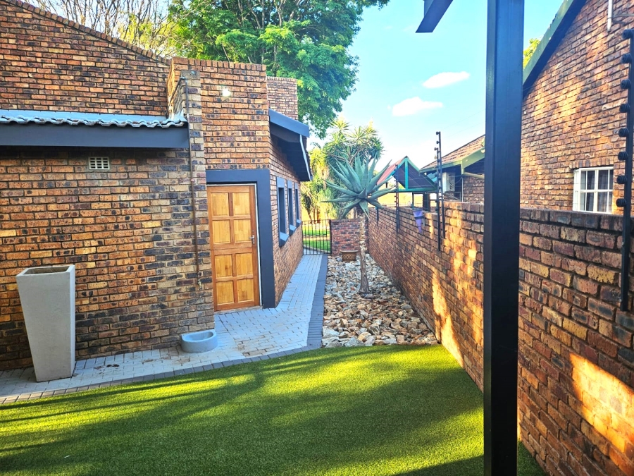 4 Bedroom Property for Sale in Montana Park Gauteng