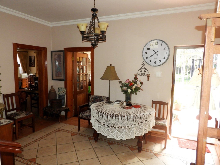 4 Bedroom Property for Sale in Three Rivers Proper Gauteng