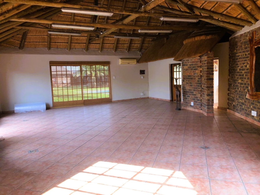 5 Bedroom Property for Sale in Risiville Gauteng