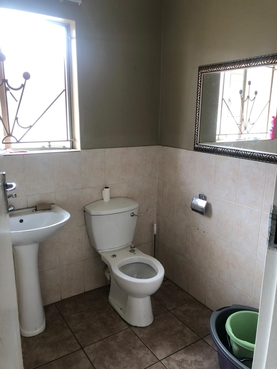 3 Bedroom Property for Sale in Crystal Park Gauteng