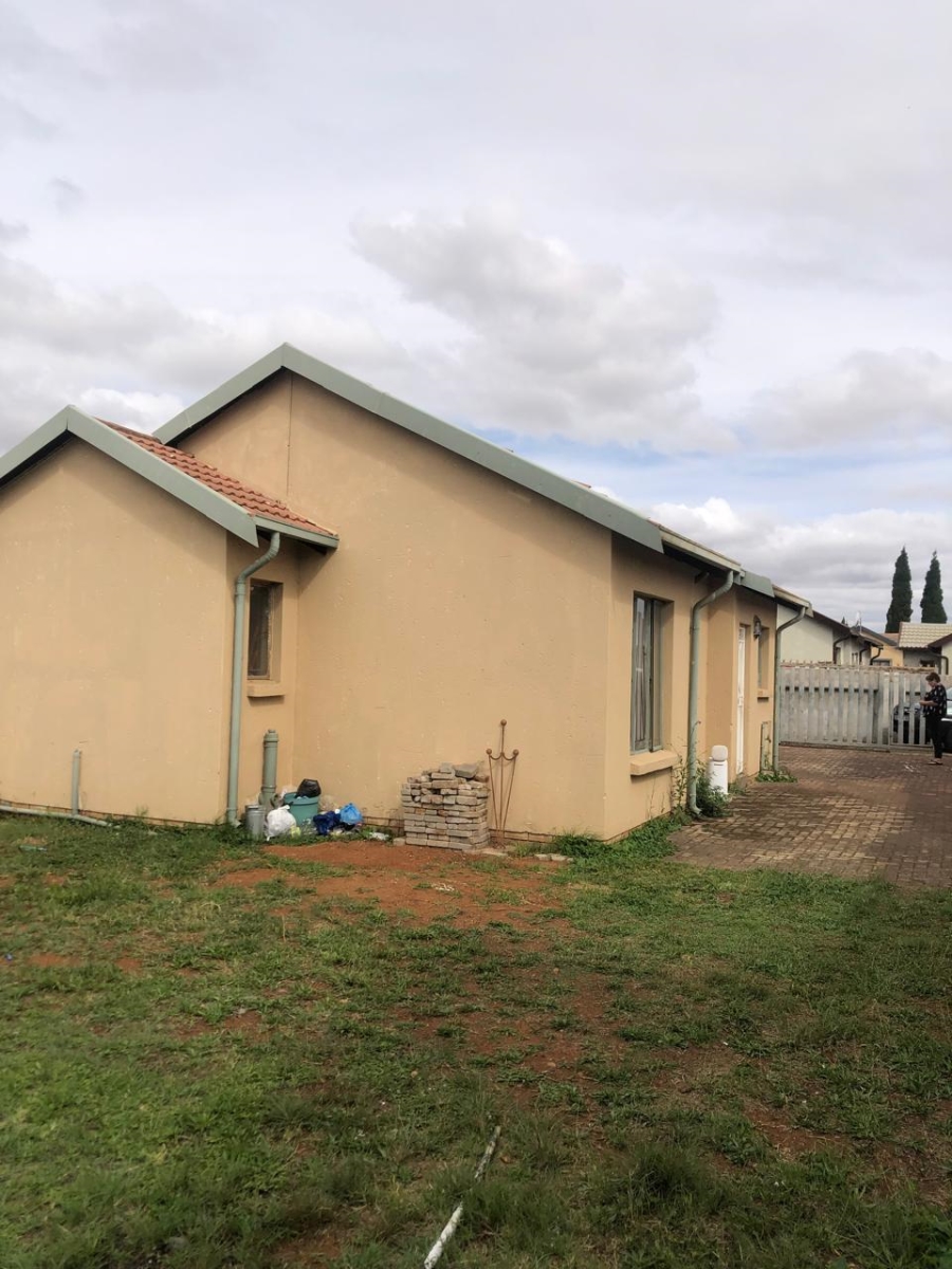 3 Bedroom Property for Sale in Crystal Park Gauteng