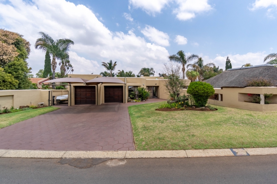 3 Bedroom Property for Sale in Sunward Park Gauteng