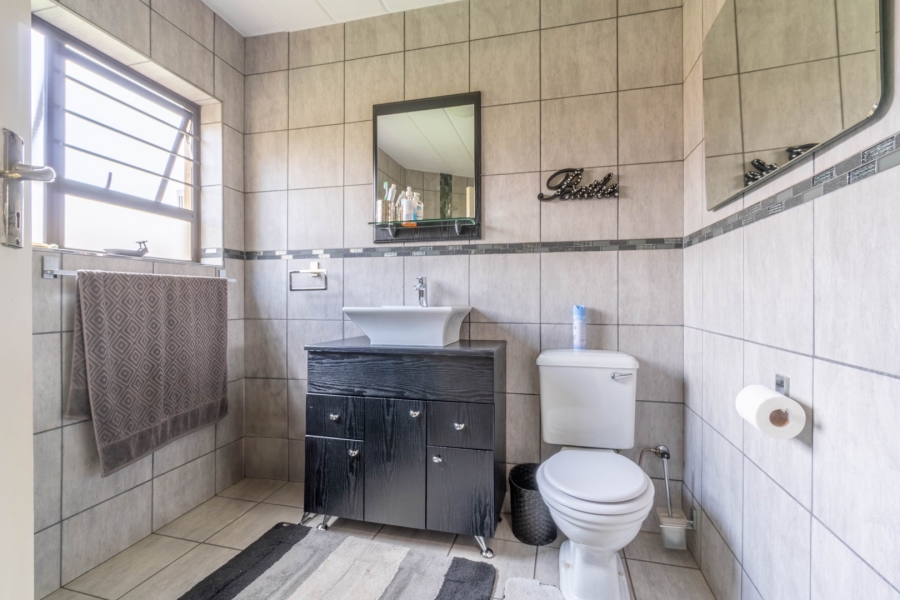 3 Bedroom Property for Sale in Sunward Park Gauteng