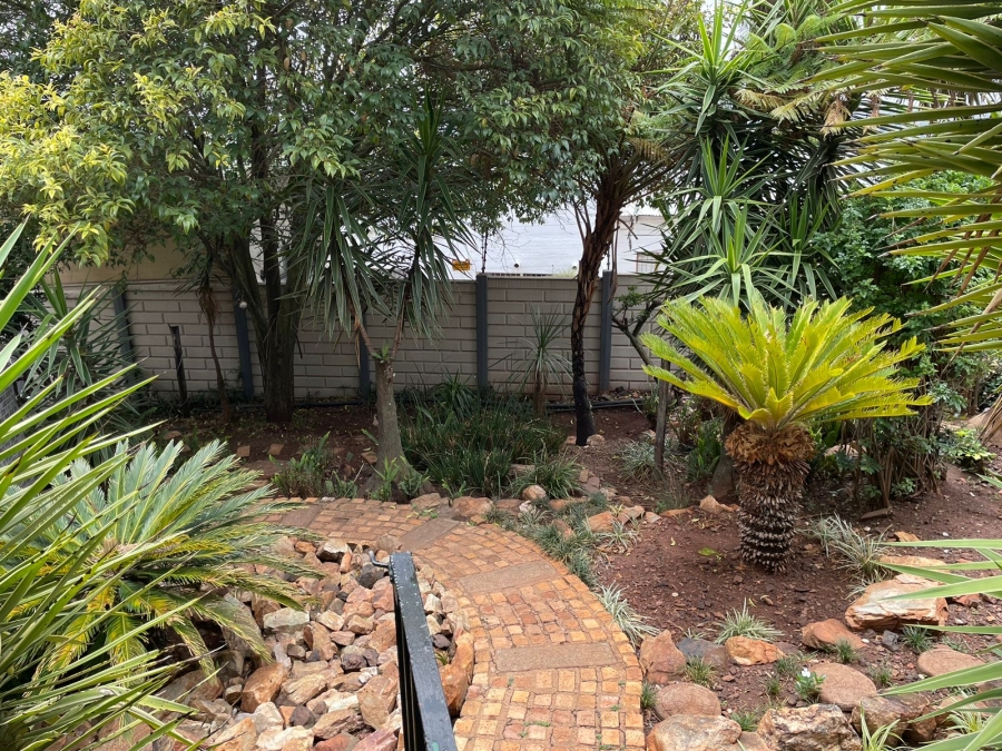 4 Bedroom Property for Sale in Noordkruin Gauteng