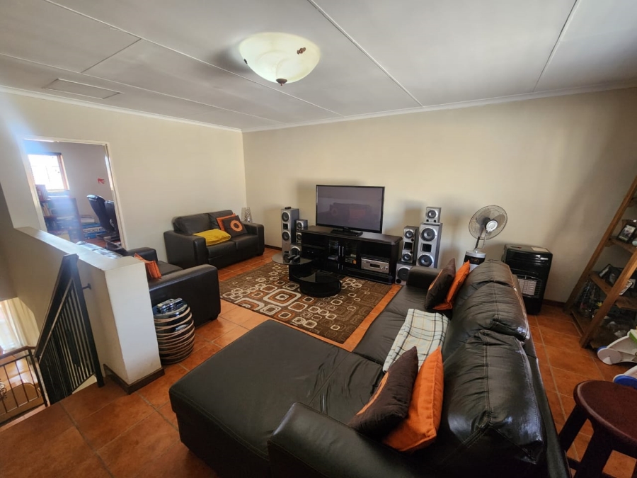 4 Bedroom Property for Sale in Montana Gauteng