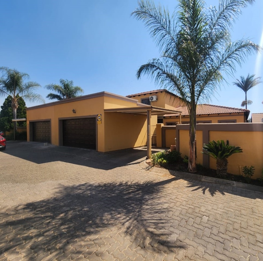 4 Bedroom Property for Sale in Montana Gauteng