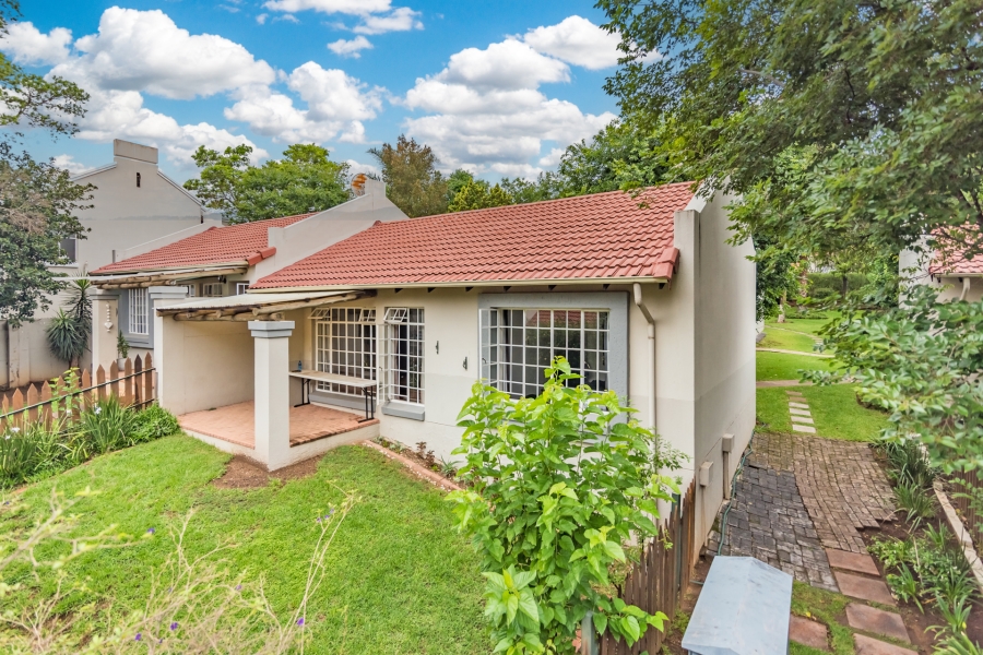 2 Bedroom Property for Sale in Douglasdale Gauteng