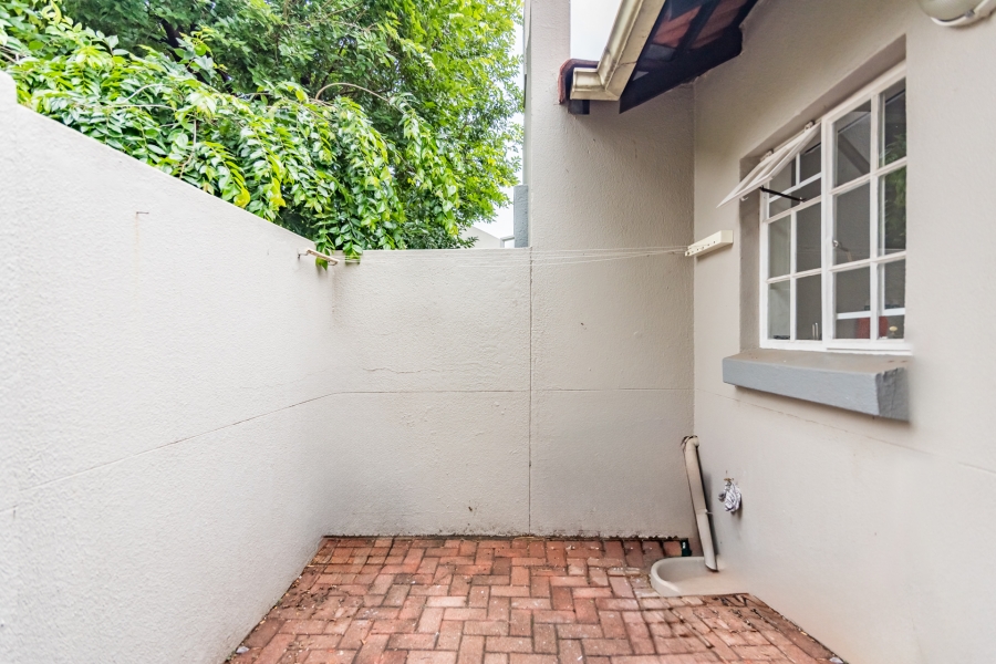 2 Bedroom Property for Sale in Douglasdale Gauteng