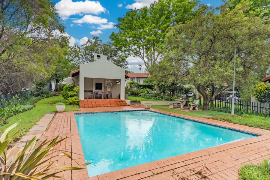 2 Bedroom Property for Sale in Douglasdale Gauteng